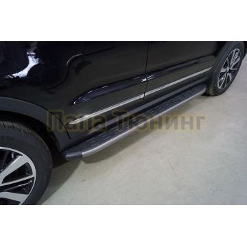 Пороги алюминиевые с пластиковой накладкой (карбон серые) 1720 мм ТСС для Changan CS55 2WD 1.5T 2022-