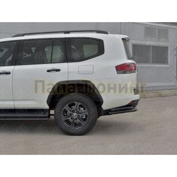 Защита заднего бампера уголки d57секции-d42секции black РусСталь для Toyota Land Cruiser 300 GR SPORT 2021-