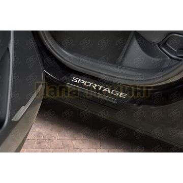Накладки на пороги RUSSTAL (нерж., карбон, надпись)  РусСталь для Kia Sportage 5 2021-