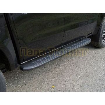 Пороги алюминиевые с пластиковой накладкой (карбон черные) 1920 мм ТСС для Dongfeng DF6 2.3D Luxury 2022-