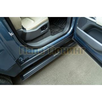 Пороги выдвижные электрические ОЕМ для Range Rover Defender 90 2019-2023