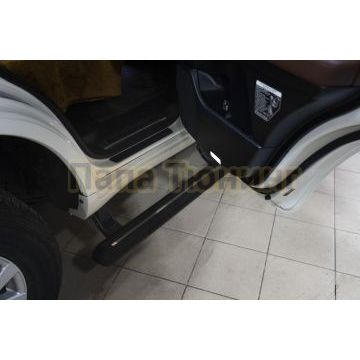 Пороги выдвижные электрические ОЕМ для Toyota Land Cruiser 200 только в комплекте с юбкой 2007-