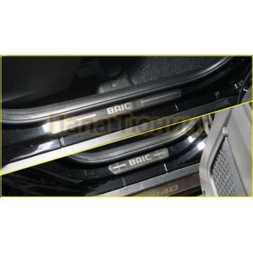 Накладки на пороги (лист шлифованный надпись BAIC) 4шт ТСС для Baic BJ40 2023-