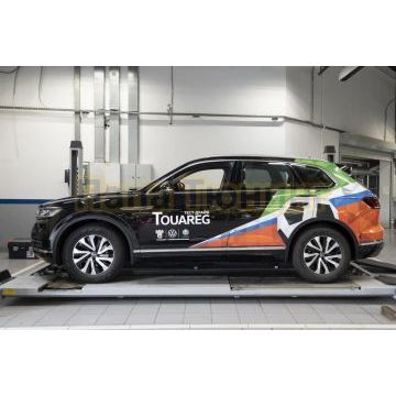 Пороги выдвижные электрические ОЕМ для Volkswagen Touareg II R Line (2011-2018)