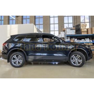 Пороги выдвижные электрические ОЕМ для Volkswagen Touareg II R Line (2011-2018)
