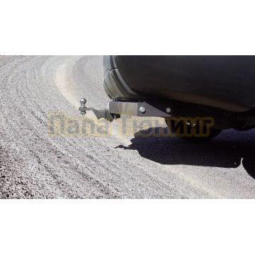 Фаркоп (оцинкованный, шар E) ТСС для Toyota Land Cruiser 250 Prado 2024- (все модиф)