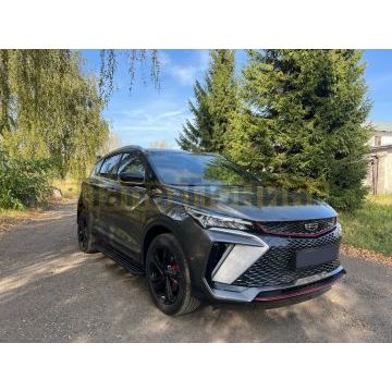 Пороги алюминиевые "Slim Line Black" 1720 мм ТСС для Geely Coolray 2024-