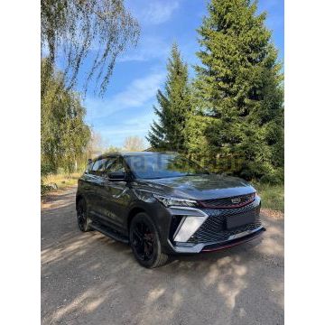 Пороги алюминиевые с пластиковой накладкой (карбон черные) 1720 мм ТСС для Geely Coolray 2024-