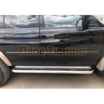 Пороги с накладным листом d60 для Mitsubishi Pajero Sport 1998-2007