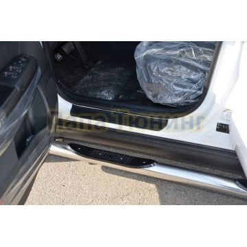 Пороги труба с проступью d76 для Kia Sportage 2018-2021
