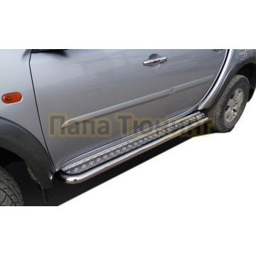 Пороги с накладным листом d60 для Mitsubishi L200 2006-2014