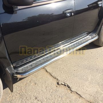 Пороги с накладным листом d53 для Renault Duster 2015-2021