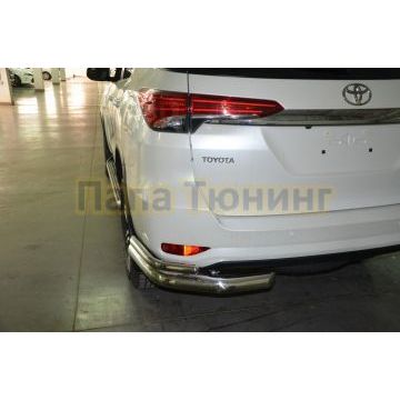 Защита заднего бампера двойная угловая d76/42 для Toyota Fortuner 2017-
