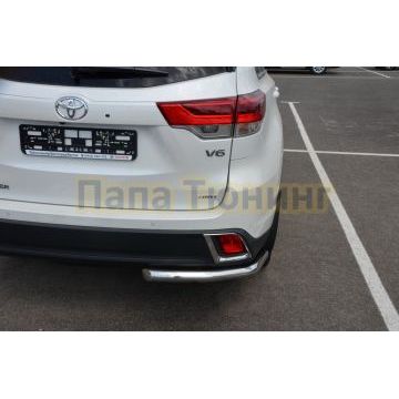 Защита заднего бампера угловая d60 для Toyota Highlander 2017-2020