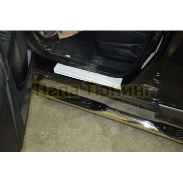 Пороги труба с проступью d76 для Toyota RAV4 2015-2019