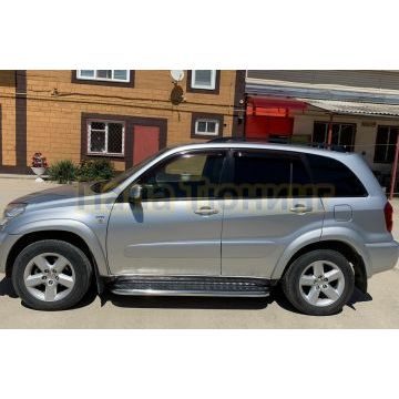 Пороги с накладным листом d53 для Toyota RAV4 2000-2005