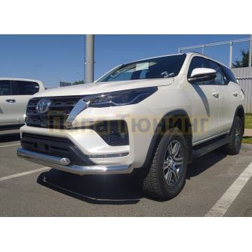 Защита переднего бампера двойная d76/60 для Toyota Fortuner 2020-