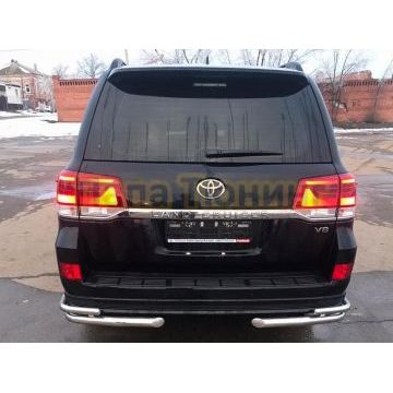 Защита заднего бампера угловая двойная d60/42 Папа Тюнинг для Toyota Land Cruiser 200 Executive Lounge 2020- обновленный