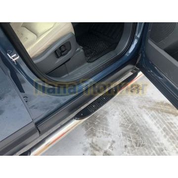 Пороги труба с проступью d76 для Land Rover Defender 2020-