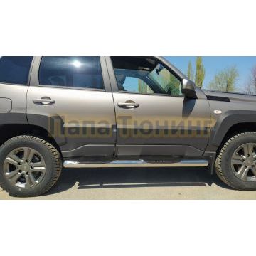 Пороги труба с проступью d76 Папа Тюнинг для Lada Niva Travel 2021-