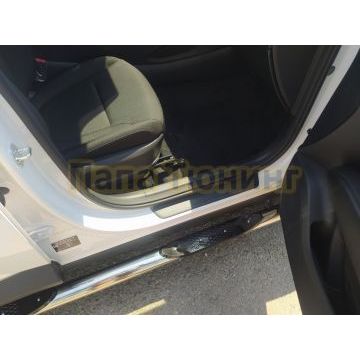 Пороги труба с проступью d76 Папа Тюнинг для Hyundai Tucson 2021-