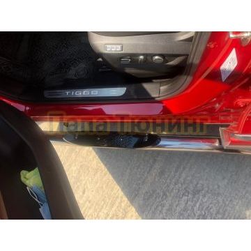 Пороги труба с проступью d76 Папа Тюнинг для Chery Tiggo 8 Pro 2021-