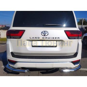 Защита заднего бампера угловая d76 Папа Тюнинг Toyota Land Cruiser 300 2021-