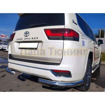 Защита заднего бампера угловая d76 Папа Тюнинг Toyota Land Cruiser 300 2021-
