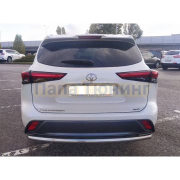 Защита заднего бампера d60 Папа Тюнинг для Toyota Highlander 2021-