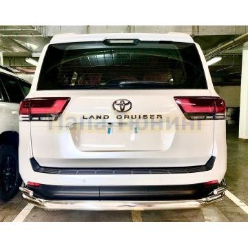 Защита заднего бампера угловая большая двойная d76/42 Папа Тюнинг Toyota Land Cruiser 300 2021-