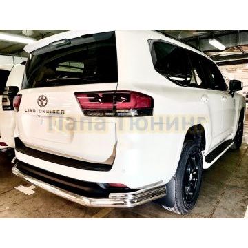 Защита заднего бампера угловая большая двойная d76/42 Папа Тюнинг Toyota Land Cruiser 300 2021-