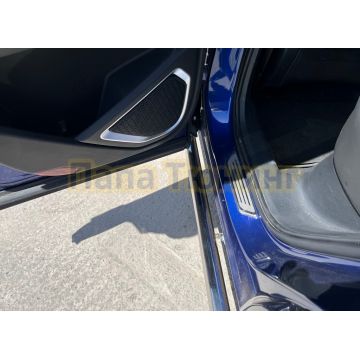 Защита штатного порога труба d60 Папа Тюнинг для Geely Tugella 2021-