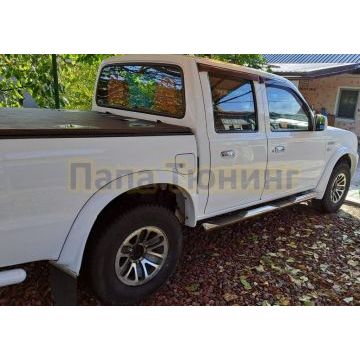 Пороги труба с проступью Папа Тюнинг d76 для Mazda BT50 2006-2011