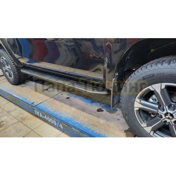 Пороги алюминиевые Rival Premium для Mitsubishi L200/Fiat Fullback 2006-
