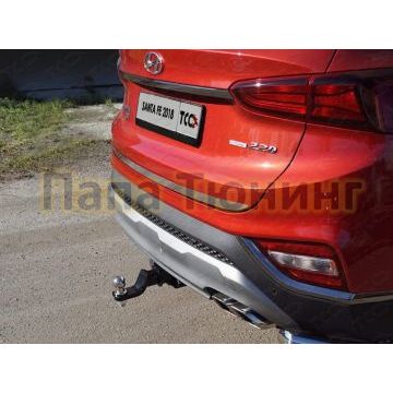Накладка на заднюю дверь зеркальный лист для Hyundai Santa Fe 2018-2019 Накладка на заднюю дверь зеркальный лист для Hyundai Santa Fe 2018-2019