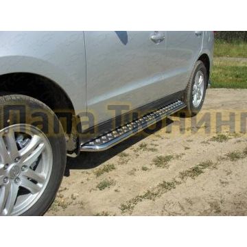 Пороги с площадкой алюминиевый лист 42 мм ТСС для Santa Fe 2010-2012
