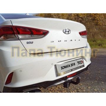 Накладка на крышку багажника зеркальный лист для Hyundai Sonata 2017-2019