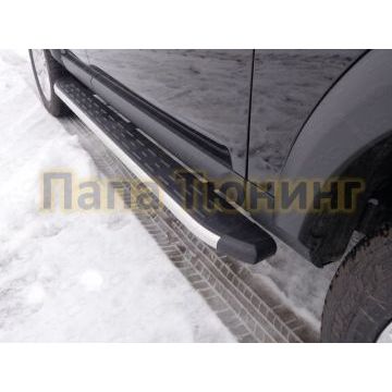 Пороги алюминиевые ТСС с накладкой для Land Rover Discovery 4 2009-2016 Пороги алюминиевые ТСС с накладкой для Land Rover Discovery 4 2009-2016
