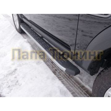 Пороги алюминиевые ТСС с накладкой серебристые для Land Rover Discovery 4 2009-2016 Пороги алюминиевые ТСС с накладкой серебристые для Land Rover Discovery 4 2009-2016