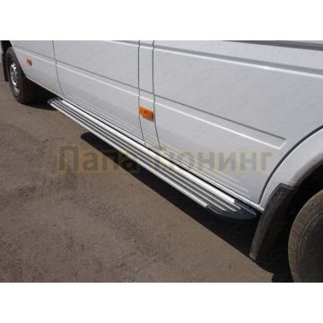 Порог алюминиевый Slim Line Silver ТСС для Mercedes-Benz Sprinter 2014-