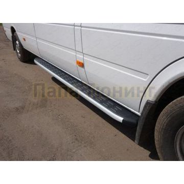 Порог алюминиевый ТСС с накладкой для Mercedes-Benz Sprinter 2014-