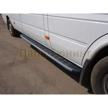 Порог алюминиевый ТСС с накладкой чёрный для Mercedes-Benz Sprinter 2014-