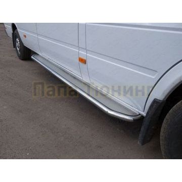 Порог с площадкой нержавеющий лист 42 мм ТСС для Mercedes-Benz Sprinter 2014-
