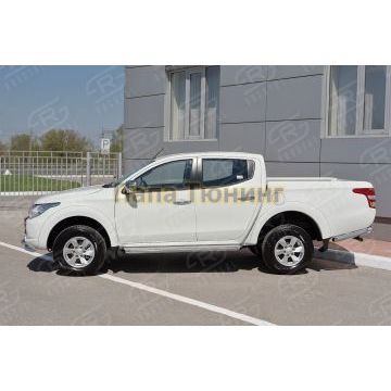 Пороги с площадкой алюминиевый лист d42 вариант 2 РусСталь для Mitsubishi L200 2015-2019