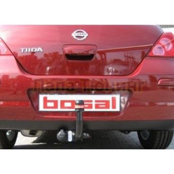 Фаркоп Bozal 1000/75 для Nissan Tiida (NB17) HB 2015-2018 Фаркоп Bozal 1000/75 для Nissan Tiida (NB17) HB 2015-2018