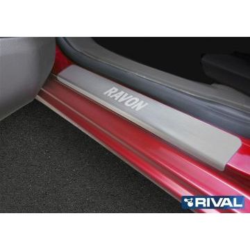 Накладки порогов Rival с надписью 4 штуки для Ravon R4 2016-