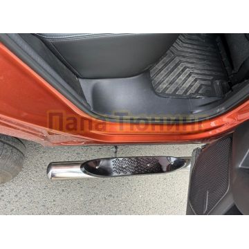 Пороги труба с проступью Папа Тюнинг d76 для Haval H7 2025-