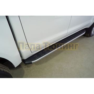 Пороги алюминиевые с пластиковой накладкой (карбон серебро) 2120 мм ТСС для Foton Tunland V9 2025-