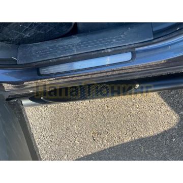 Пороги труба с проступью с покрытием "раптор" Папа Тюнинг d76 для GAC GS8 2025-