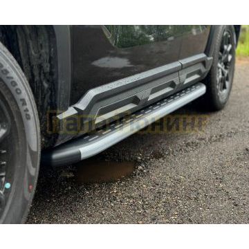 Пороги алюминиевые с пластиковой накладкой (карбон серебро) 1720 мм ТСС для Haval H3 2024-